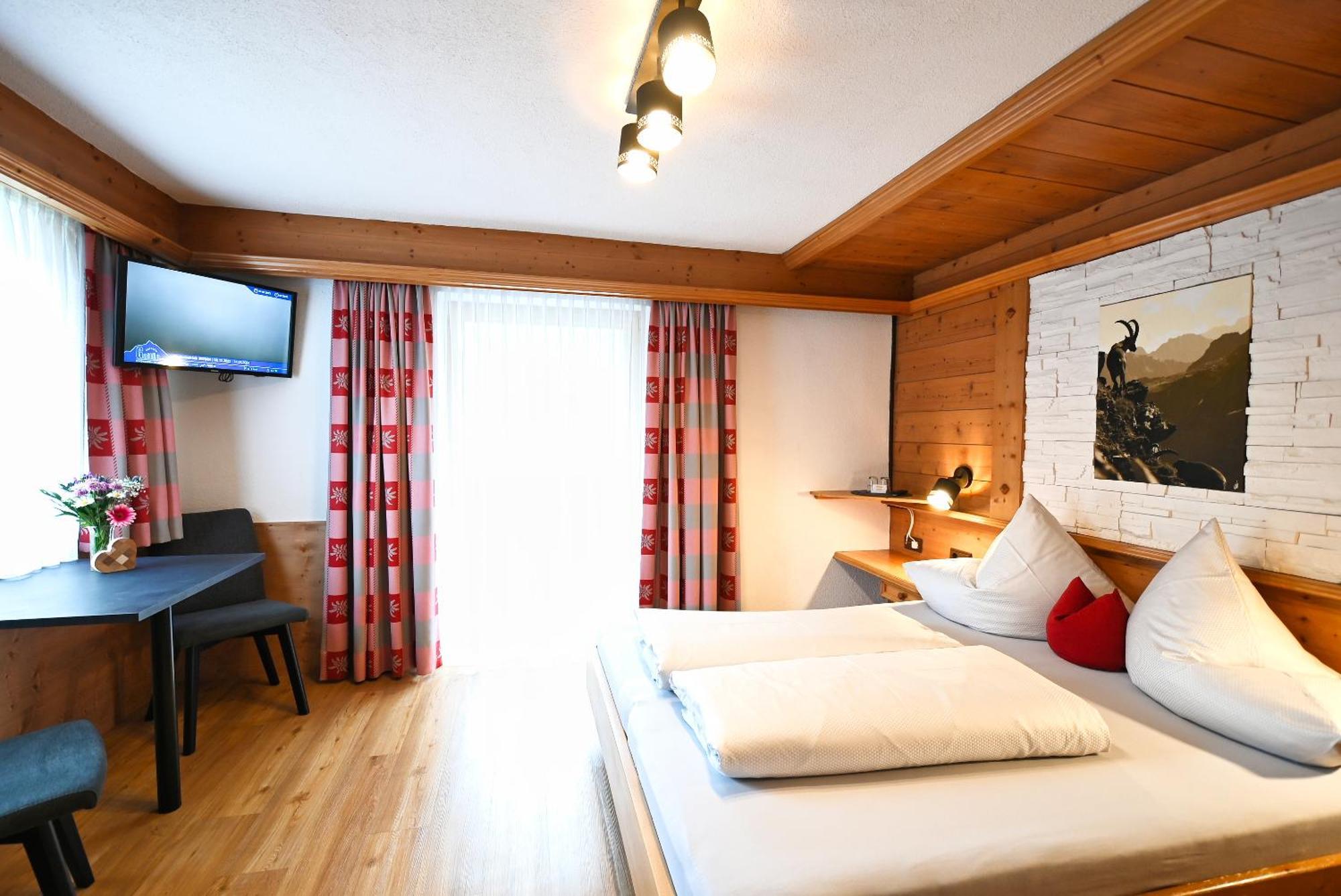 Vermunt - Silvretta Sommer Premium Card Inklusive Galtuer Exterior photo
